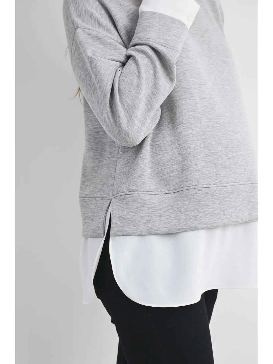Haut de maternité à manches longues deux-en-un gris et blanc Hello Miz Mlle et Coco