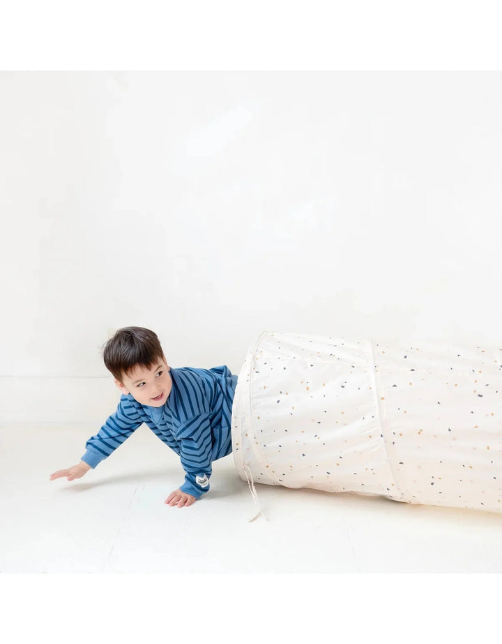 Tunnel de jeu tissu Terrazzo 3Sprouts Mlle et Coco