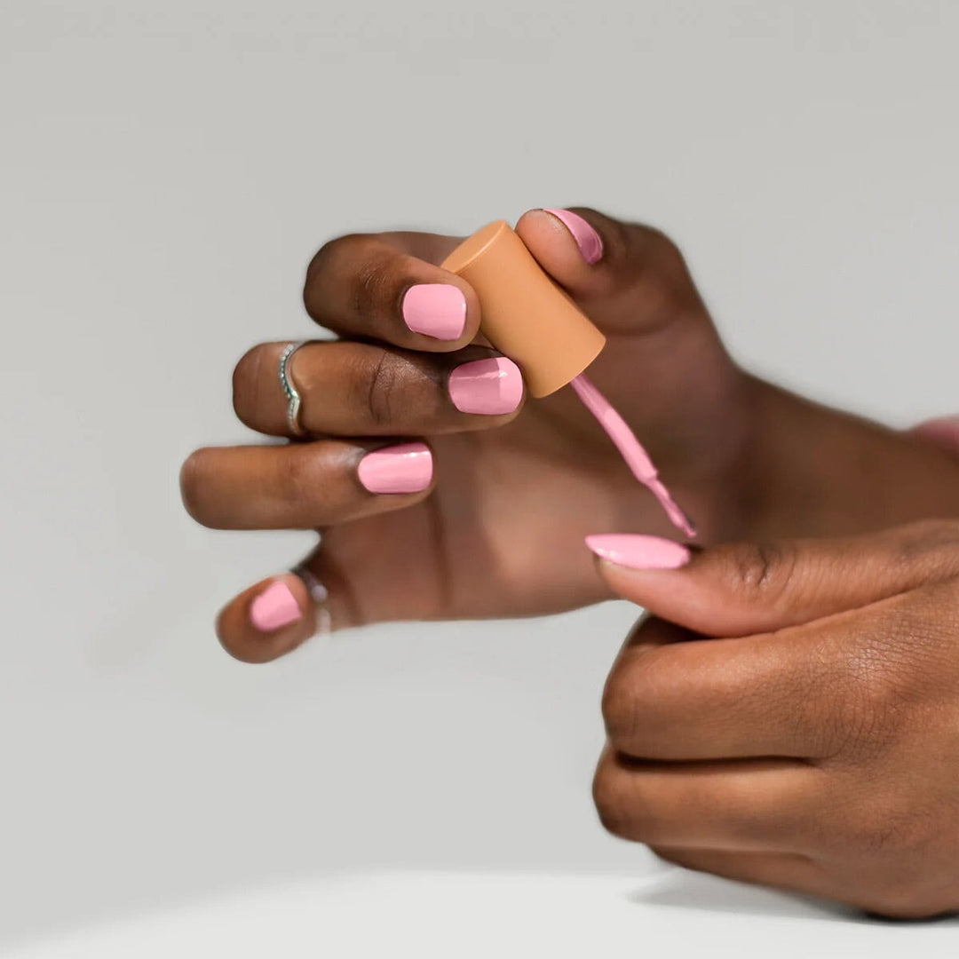 Vernis Bkind Biche Club rose pastel et opaque