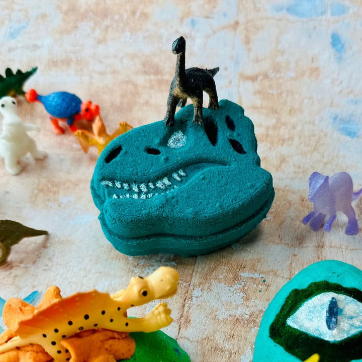 Bombe de bain surprise - Coucou dino - La Fabrik Produits de soins La Fabrik 