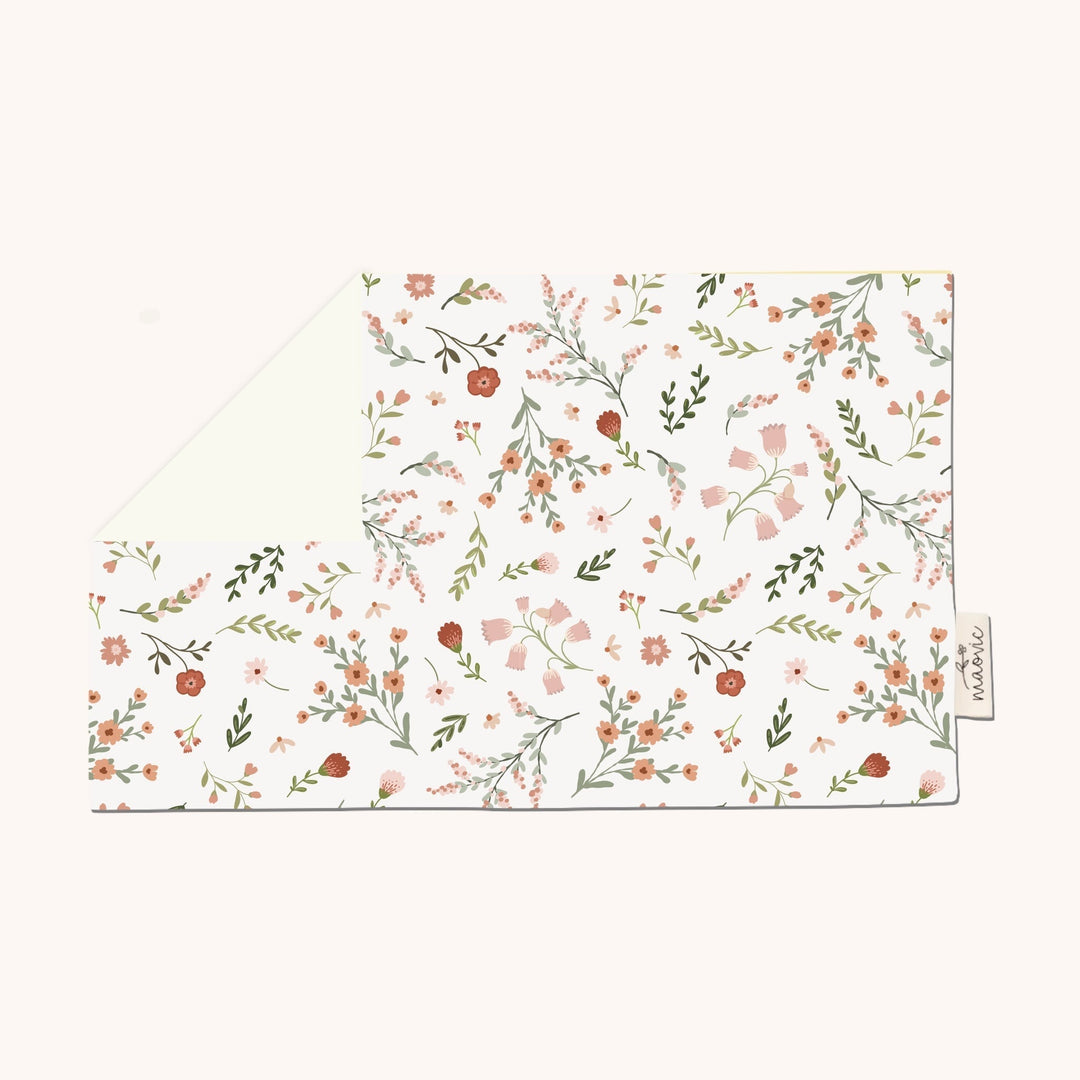Housse oreiller fleuris Eva Maovic Mlle et Coco