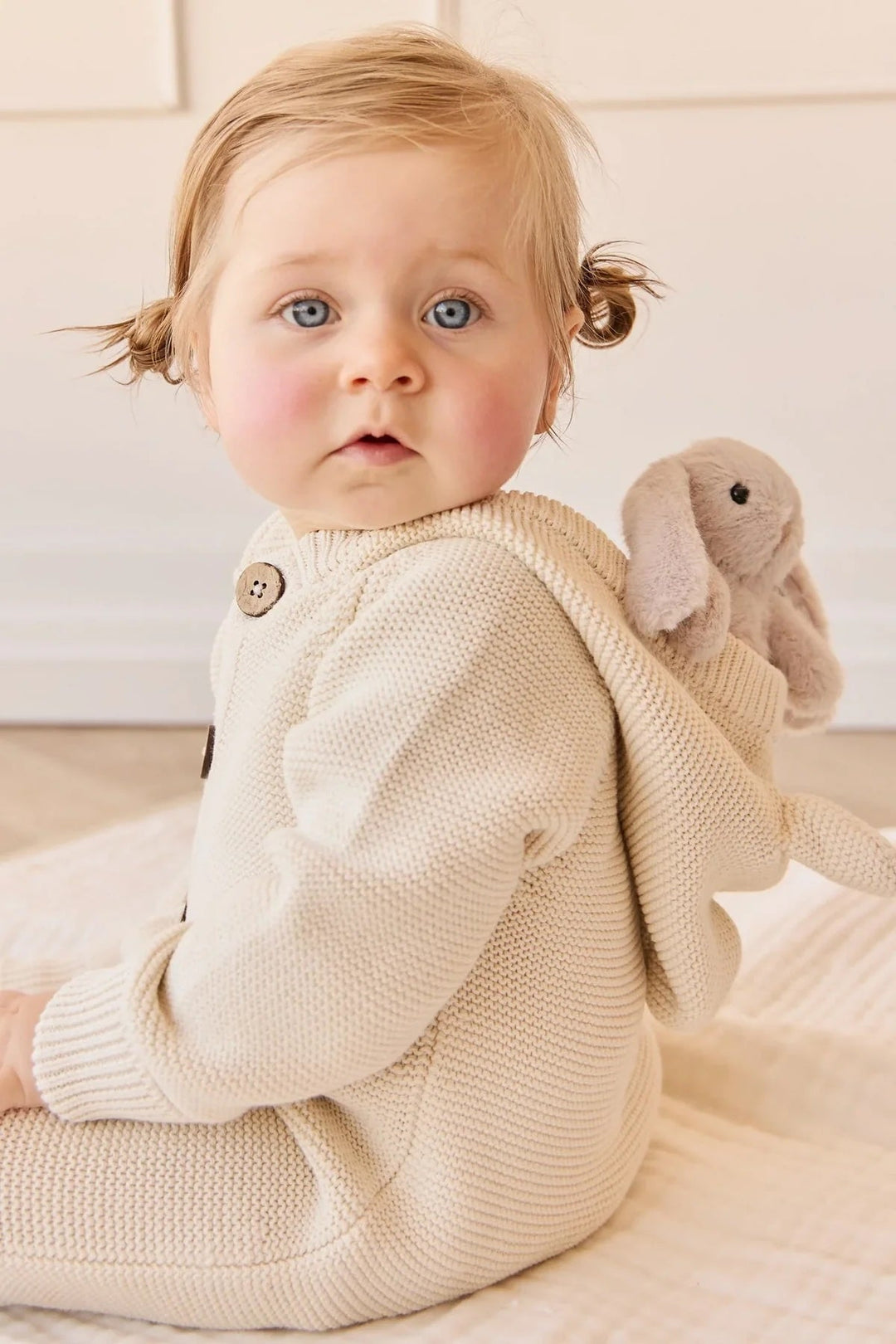 petite Pénélope beige Snuggle Bunnies Mlle et Coco peluche