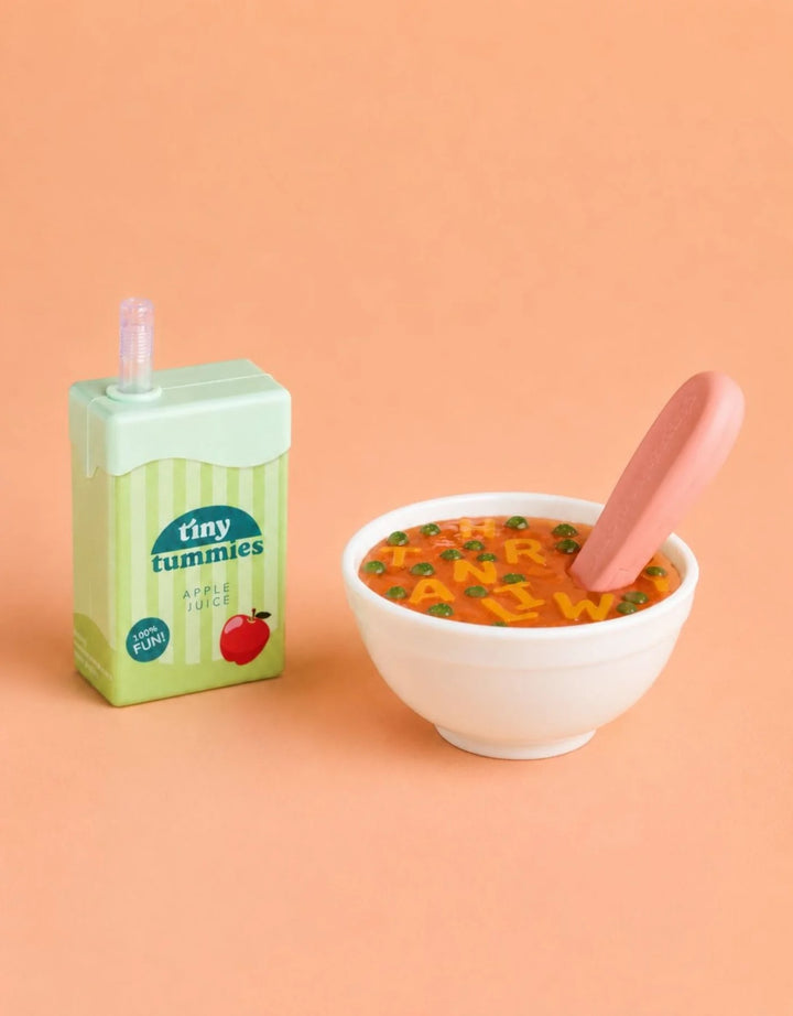 Accessoire pour poupée Soupe alphabet  boîte de jus Tiny Harlow