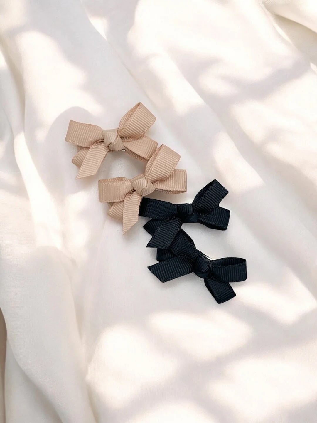 Ensemble de boucles en satin pour fille bébé Ananas Mlle et Coco