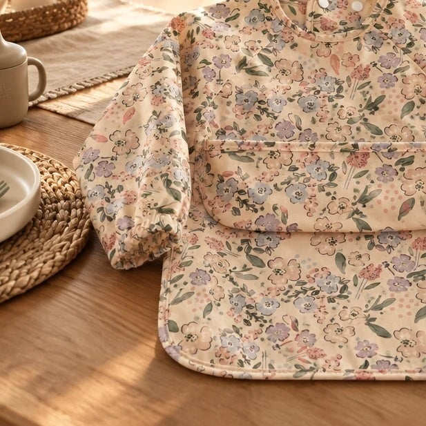 Bavette manches longues fleurs roses Création Jade Mlle et Coco