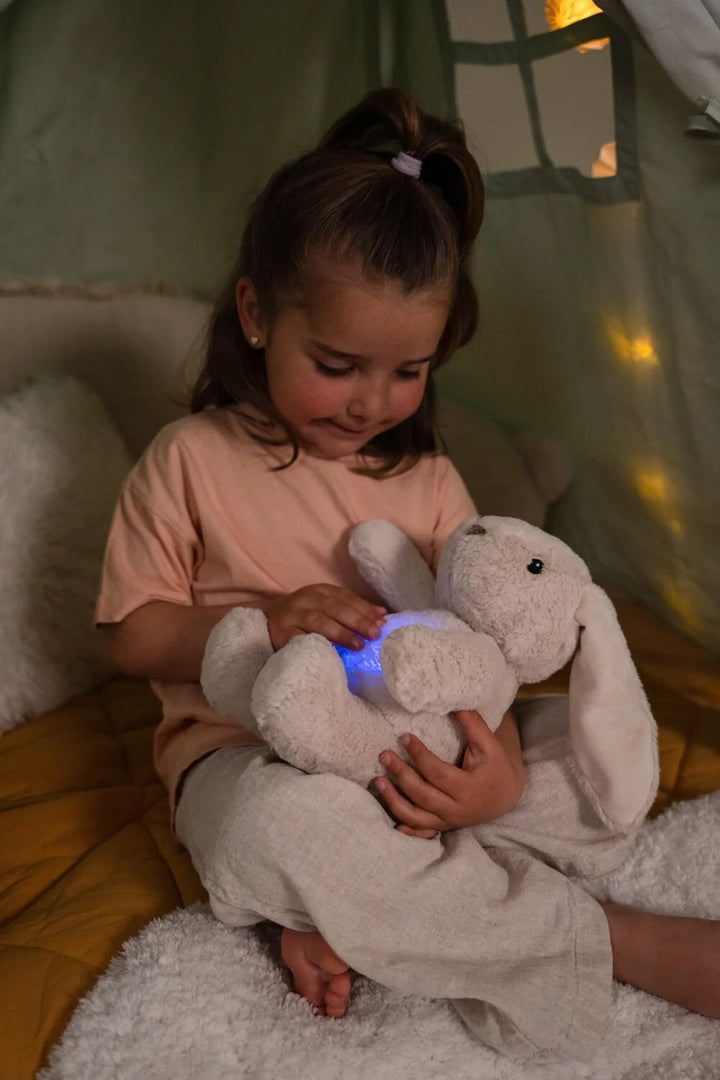 lapin billy lumineux musical lovelight peluche nuit reconfort cloudb Mlle et Coco