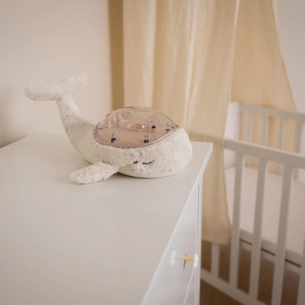 Veilleuse tranquil whale blanche Cloud B Mlle et Coco