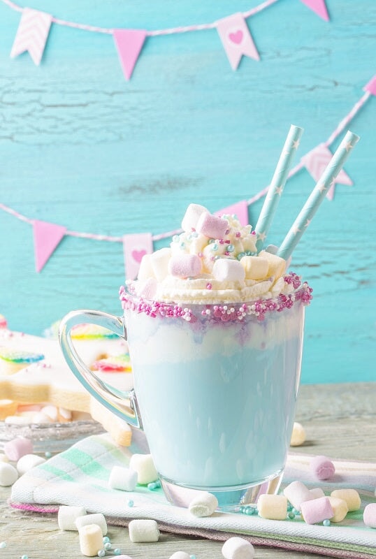 Chocolat chaud Gourmet du Village Requin bleu Mlle et Coco