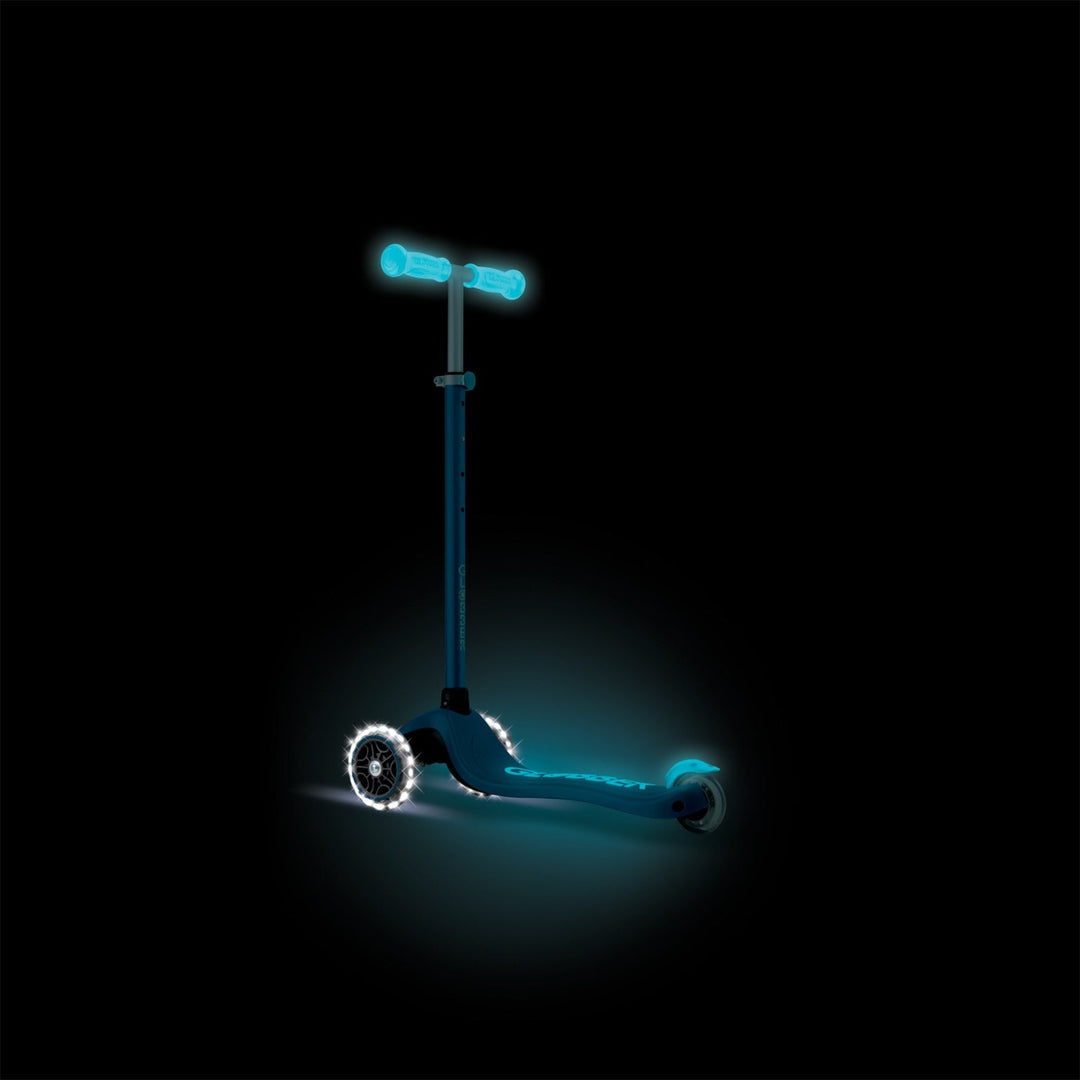 Trottinette à 3 roues phosphorescente avec lumières bleu Globber Mlle et Coco