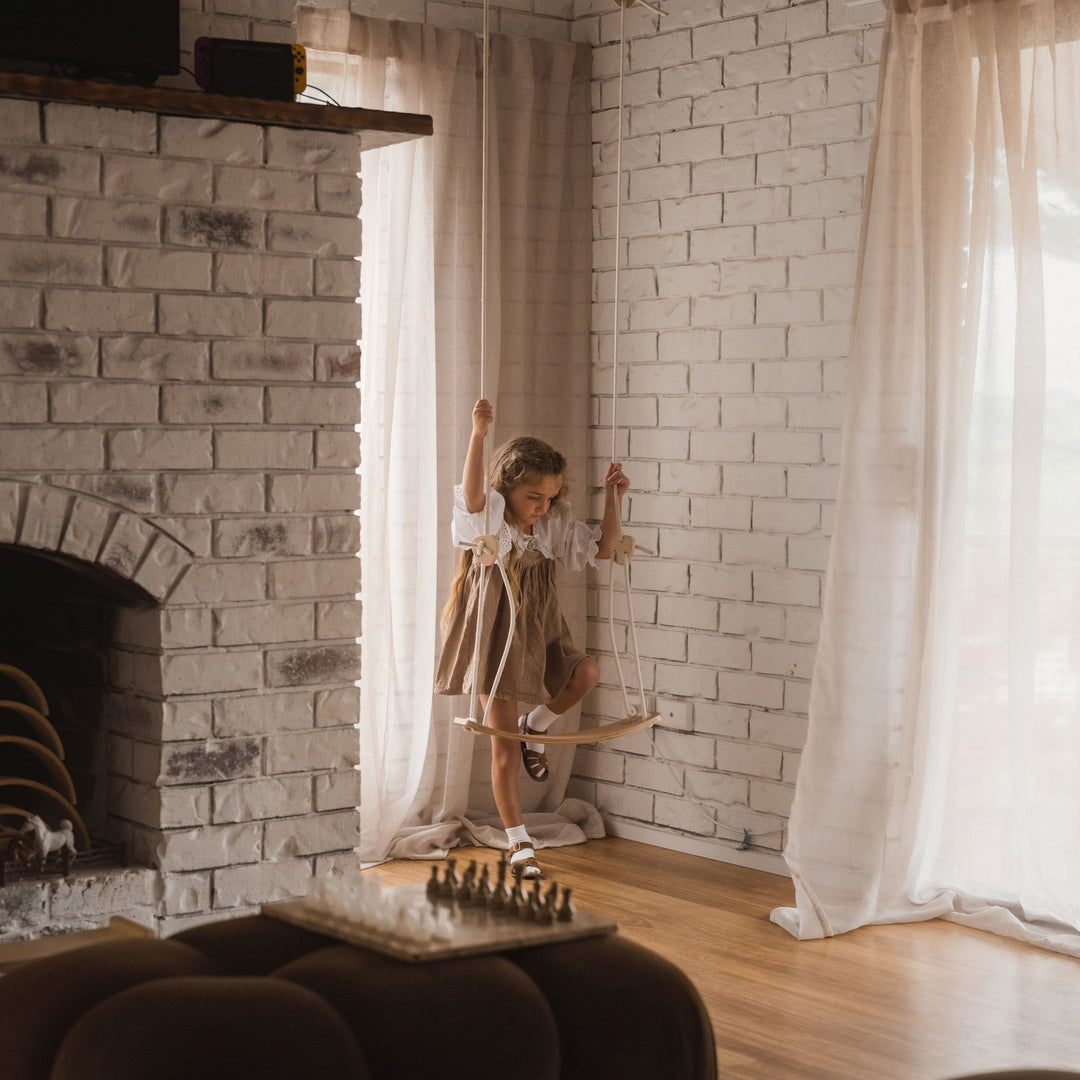 Balançoire en bois pour enfant Kinderfeets Mlle et Coco