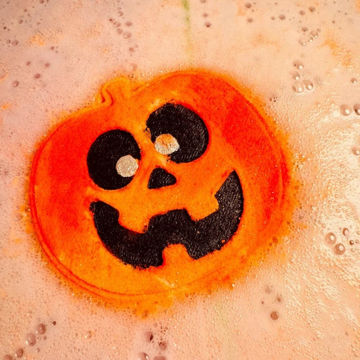 Bombe de bain surprise M. Candy citrouille La Fabrik Mlle et Coco Halloween