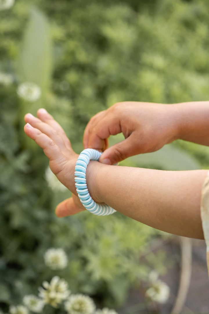 bracelets élastiques coloré anti-moustiques Bye Bugs accessoire été
