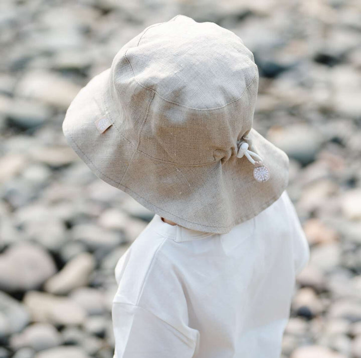Chapeau de soleil en lin sable Calikids Mlle et Coco