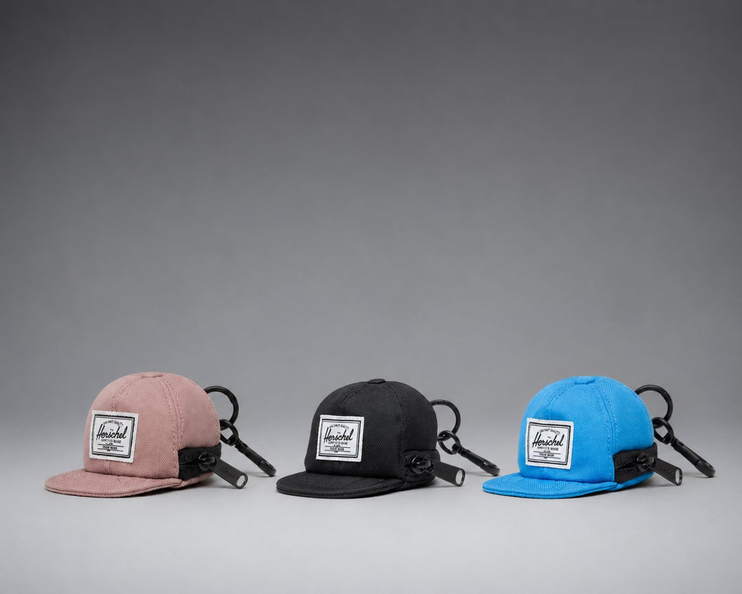 Breloque classique cap - Plusieurs couleurs - Herschel