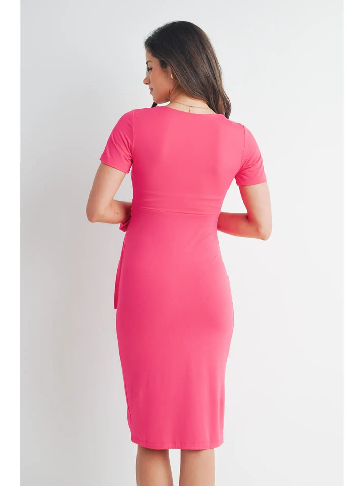 Robe de maternité mi-longue à encolure carrée avec ceinture corail Hello Miz Mlle et Coco