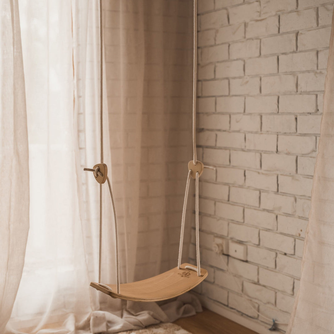 Balançoire en bois pour enfant Kinderfeets Mlle et Coco