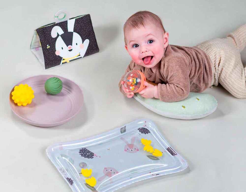 les essentiels pour position ventrale taf toys Mlle et Coco