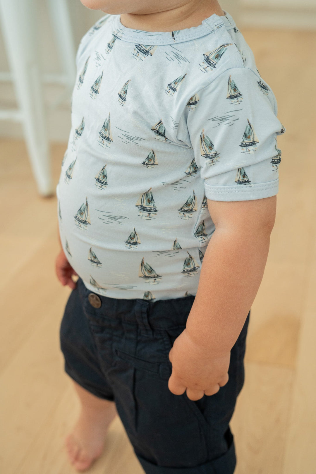 cache-couches bleu motifs bateaux vêtement bébé Fixoni