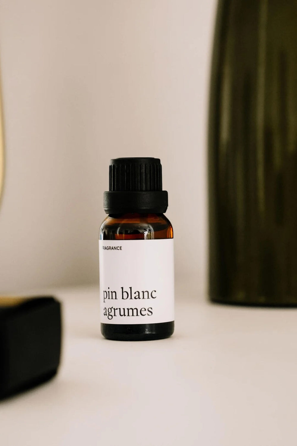 fragrance pin blanc agrume Marée Chandelle Mlle et Coco