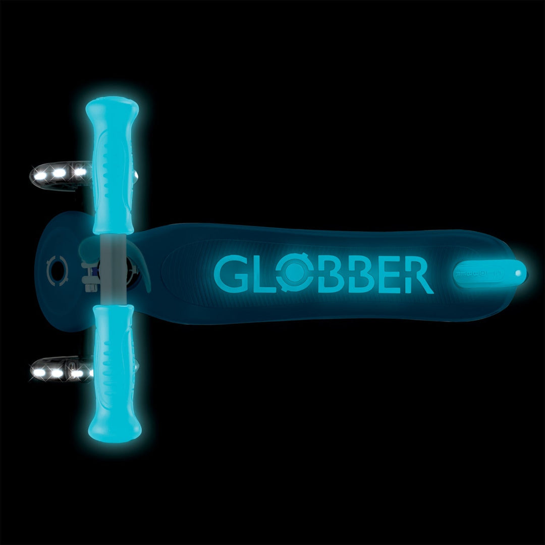 Trottinette à 3 roues phosphorescente avec lumières bleu Globber Mlle et Coco