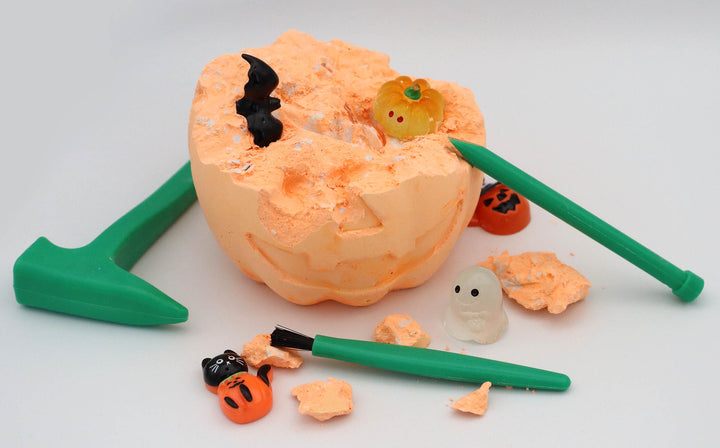 Bricolage Ma citrouille à creuser Halloween Auzou Mlle et Coco