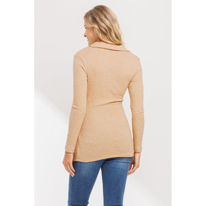 chandail maternité côtelé beige Hello Miz Mlle et Coco