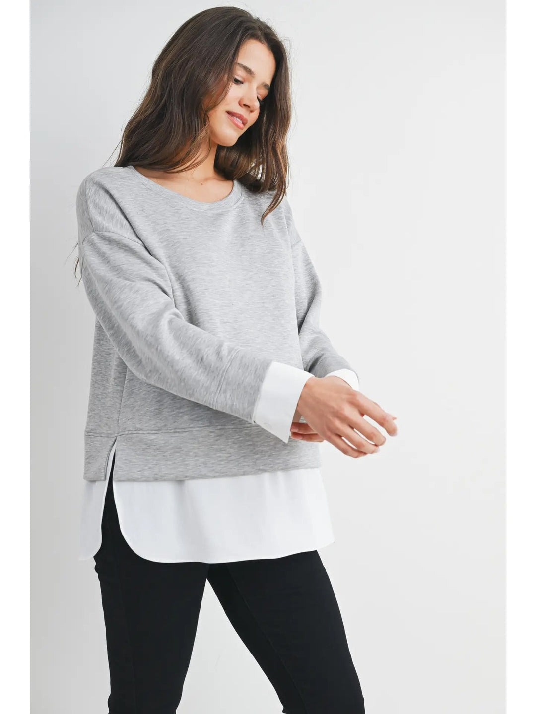 Haut de maternité à manches longues deux-en-un gris et blanc Hello Miz Mlle et Coco