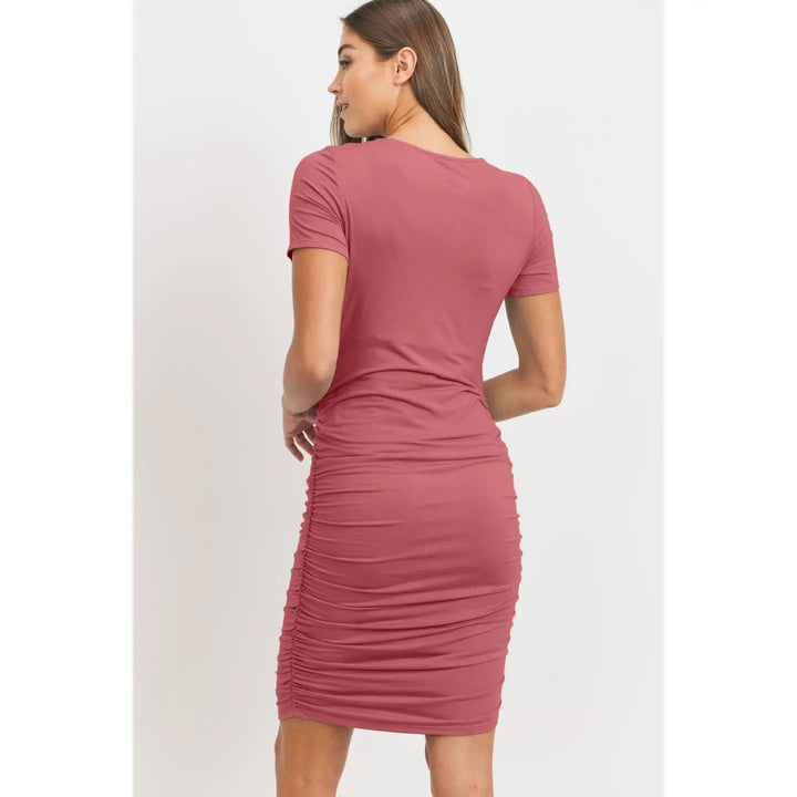 Robe de maternité froncée à manches courtes et taille nouée rose Hello Miz Mlle et Coco