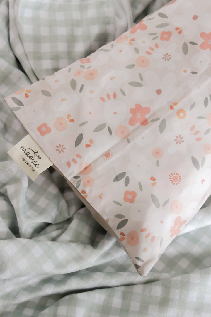 housse oreiller délicatesse floral blush Maovic Mlle et Coco