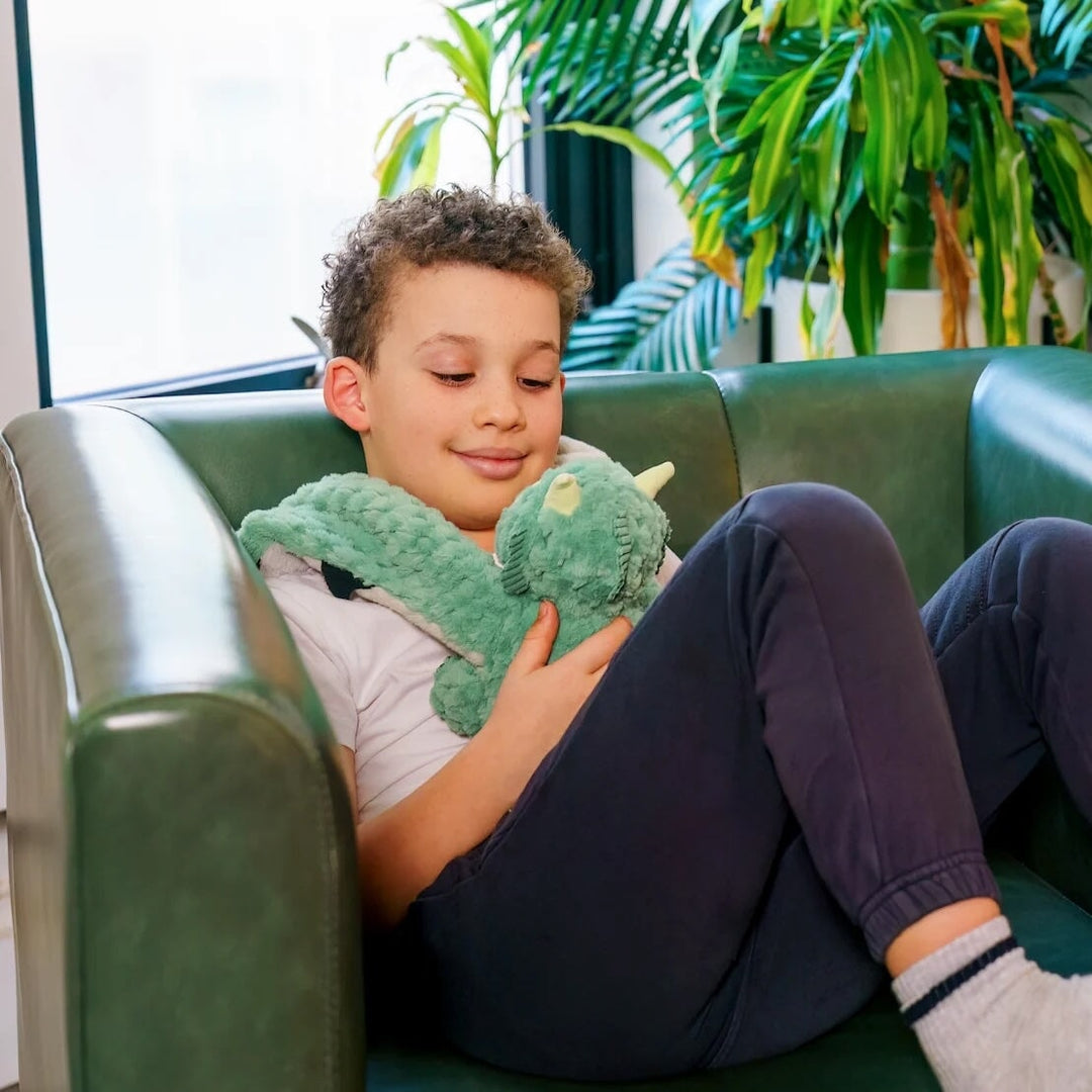 Peluche lestée Zephyr le dragon Hugimals Mlle et Coco