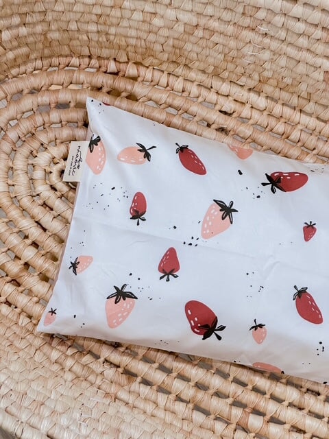 Housse pour oreiller Maovic motive de fraises  Mlle & Coco
