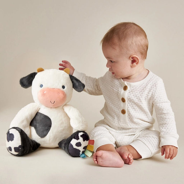 peluche sensoriel vache Itzy Ritzy Mlle et Coco