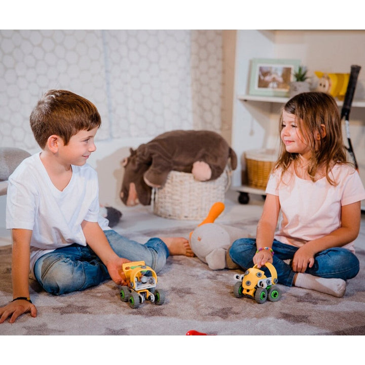 black + Decker construction jaune vert activité enfant