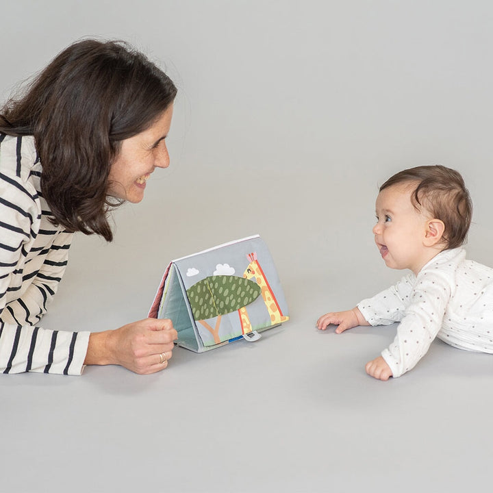 livre chevalet Savane Taf toys apprentissage développement lion girafe tortue