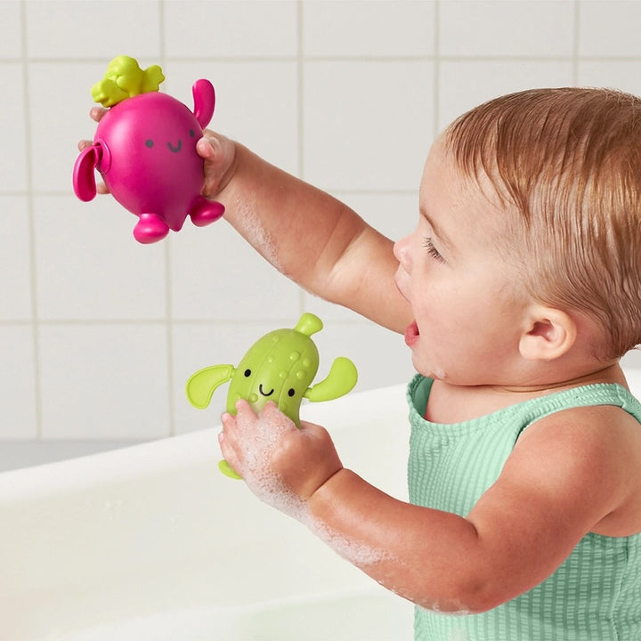 jouet de bain à remonter radis cornichon Itzy Ritzy