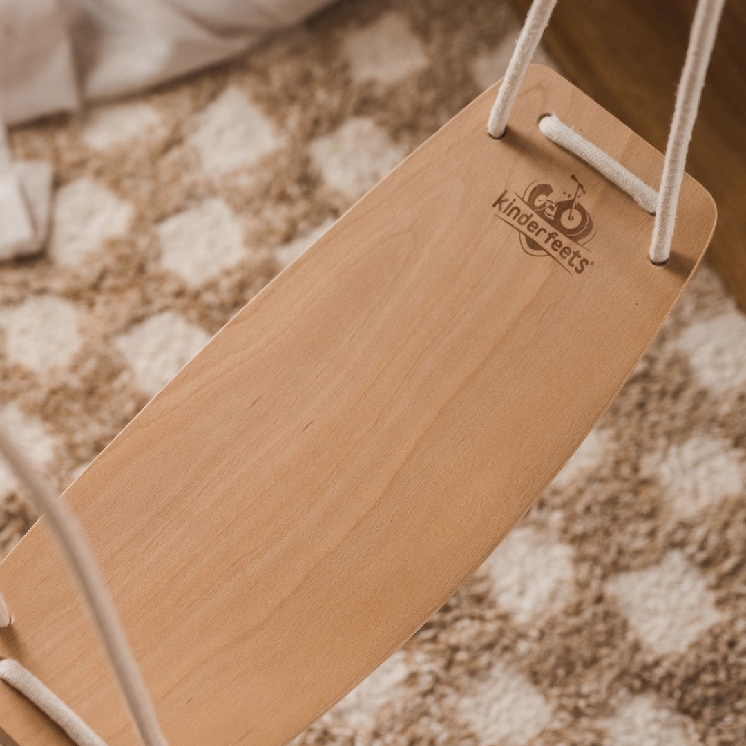 Balançoire en bois pour enfant Kinderfeets Mlle et Coco