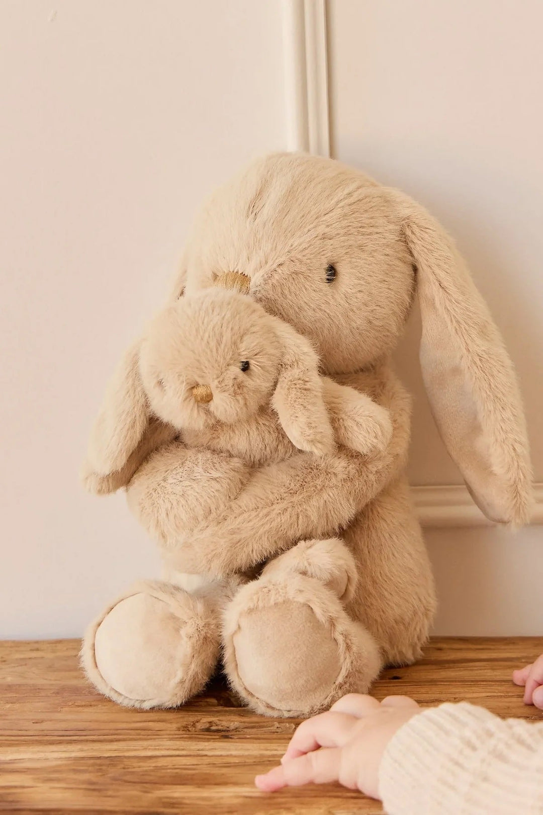 Peluche  Frankie lapin câlin et son bébé Snuggle Bunnies