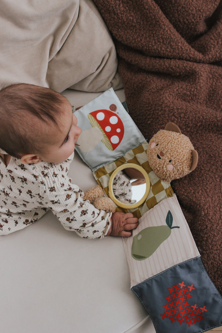 livre taf toys ourson câlin snuggle bear Mlle et Coco