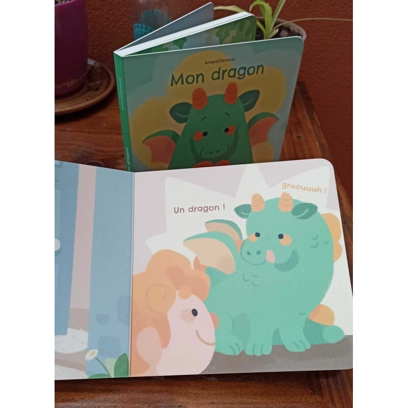 Livre mon dragon La poule qui pond Mlle et Coco