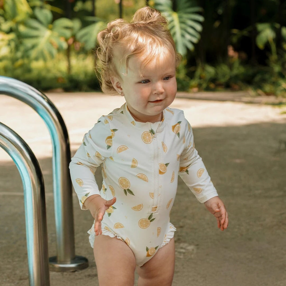 Maillot de bain manches longues une pièce blanc imprimé citrons Petit Lem Mlle et Coco
