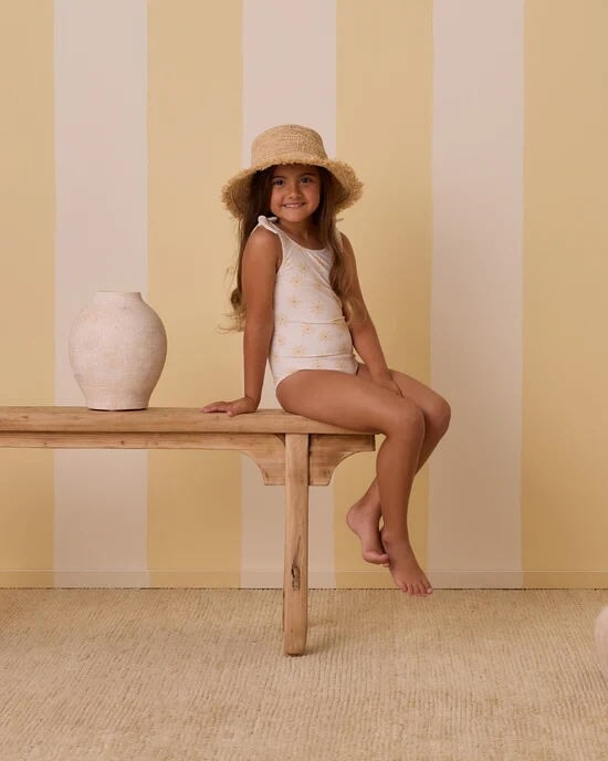 Maillot de bain une pièce ivoire motif marguerites Rylee + Cru Mlle et Coco