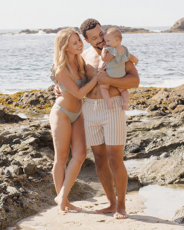 Maillot 1 pièce épaules dégagées eucalyptus Rylee + Cru Mlle et Coco