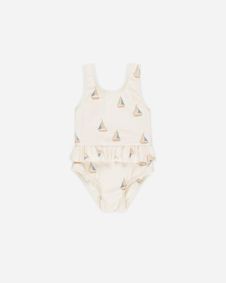 Maillot une pièce ivoire motif voiliers Rylee + Cru Mlle et Coco