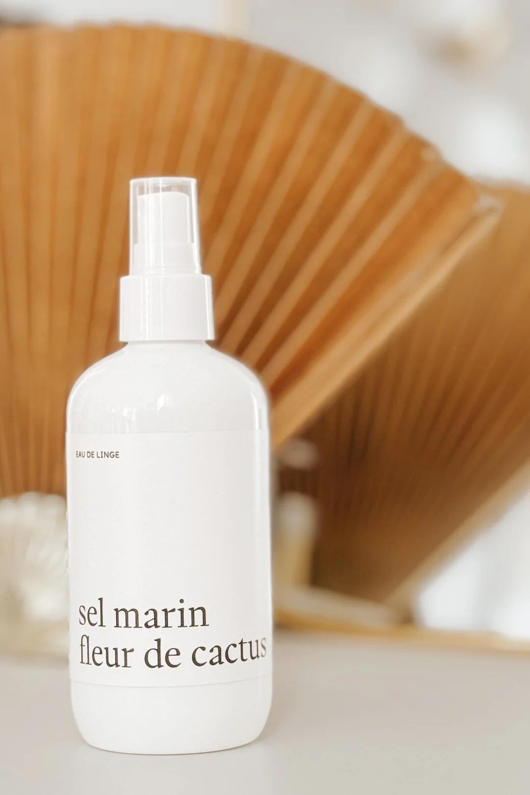 Eau de linge sel marin et fleur de cactus Marée Chandelle Mlle et Coco