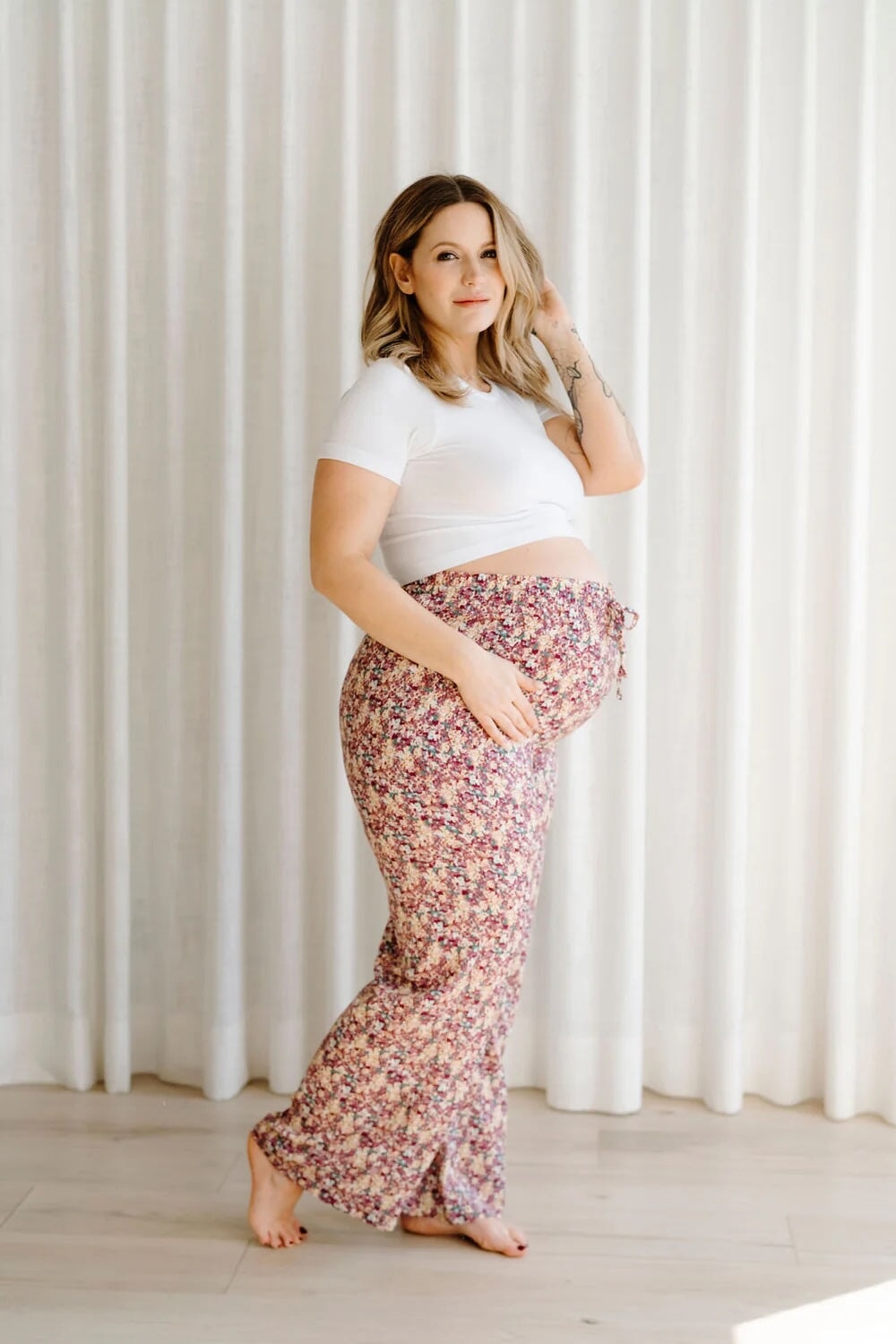 pantalon maternite floral magenta Lait de poule Rose maternite