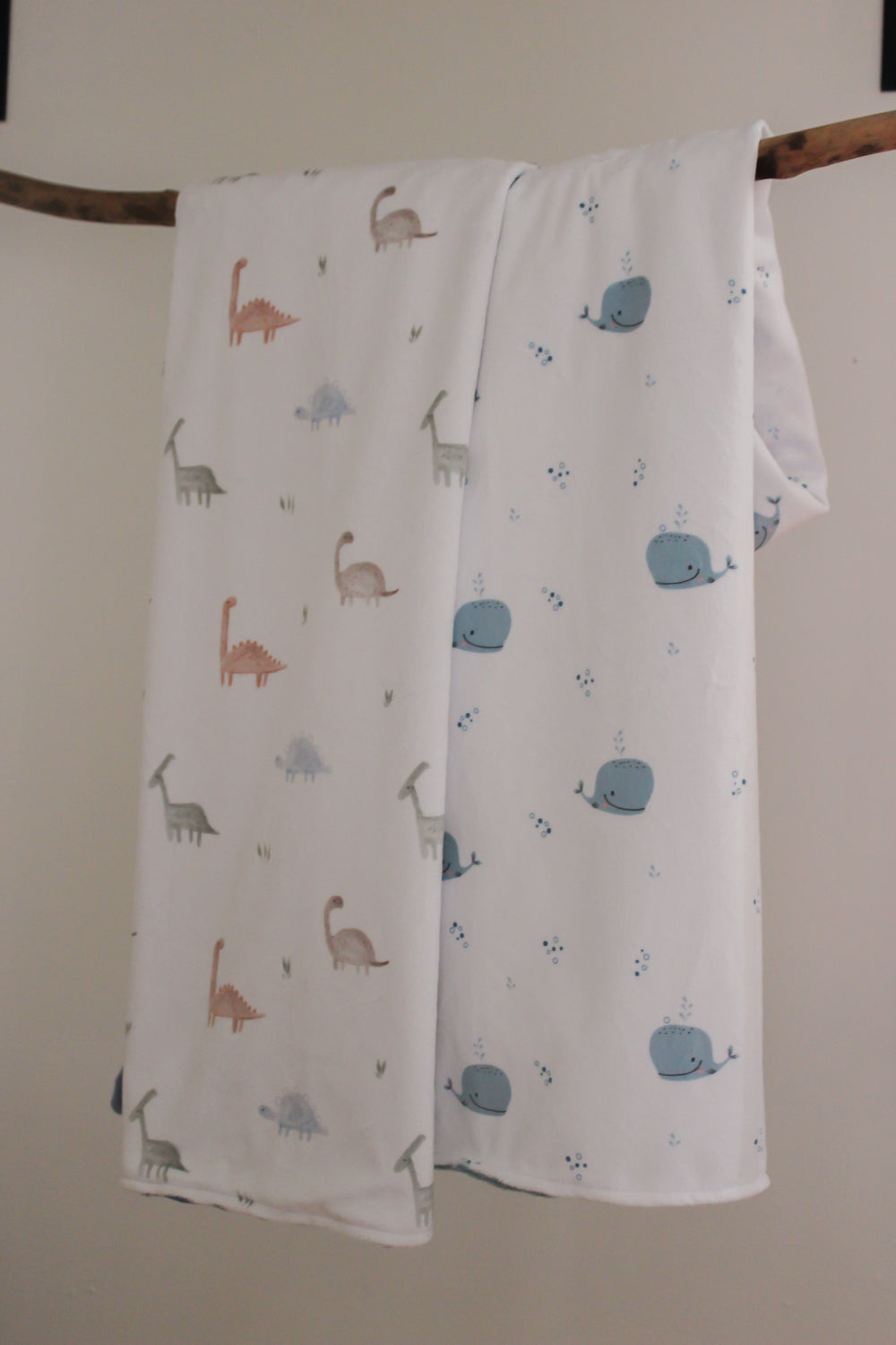 Couverture de minky - Dinosaures minimaliste - Mlle et Coco Literie Mlle et Coco 
