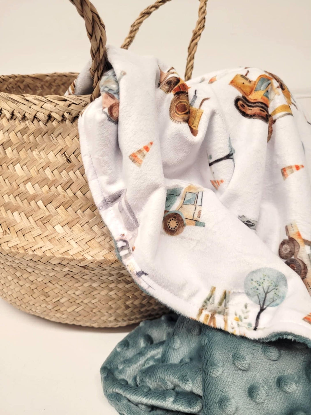 couverture minky construction doudou Mlle et Coco accessoire bébé