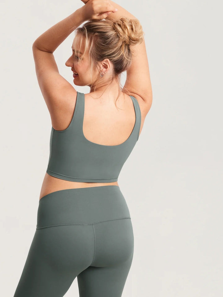 Camisole courte maternité et allaitement Natrelax gris sauge Momanda Mlle et Coco