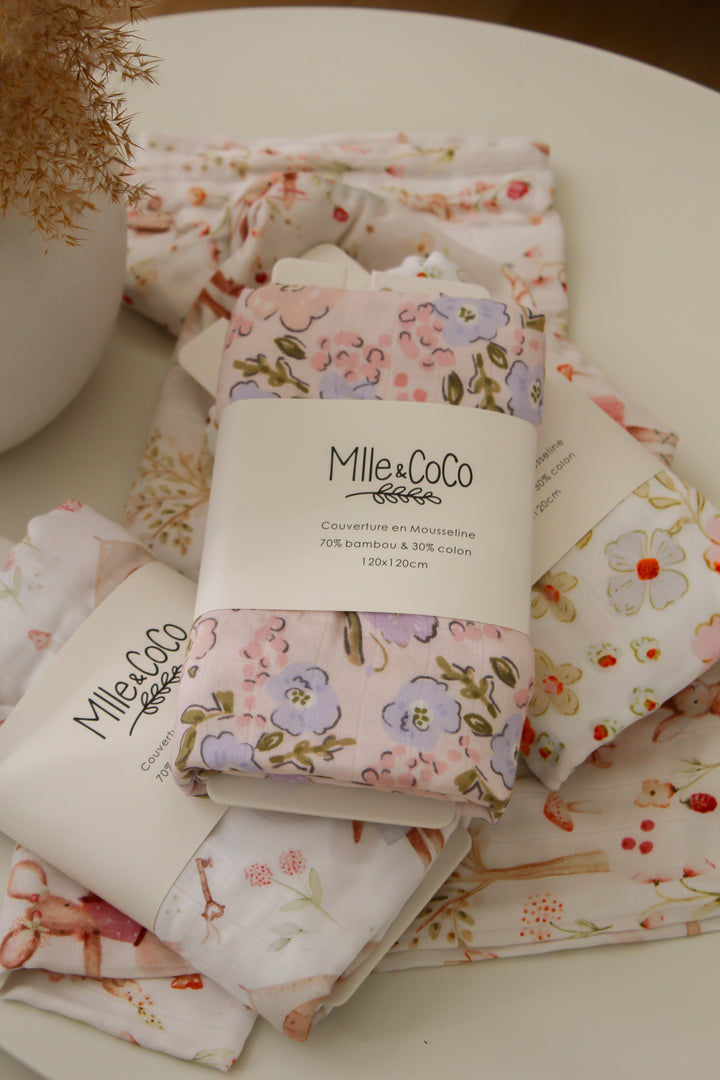 Couverture en mousseline - Floraison rose et mauve - Mlle et Coco Literie Mlle et Coco 