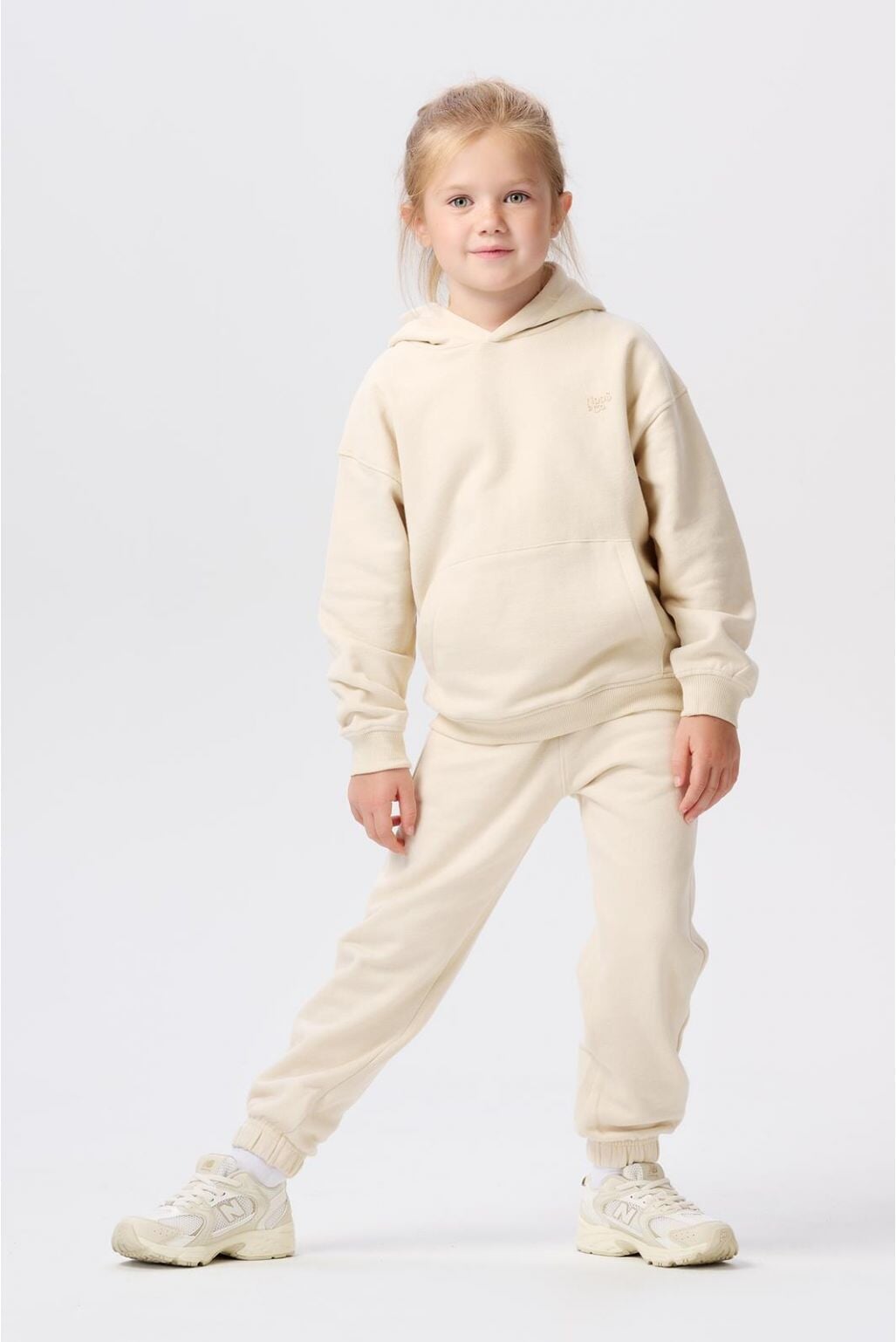 chandail capuchon beige Noppies enfant Mlle et Coco